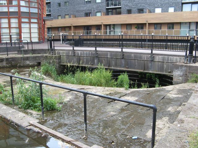 Photo of Weir at Potato Wharf